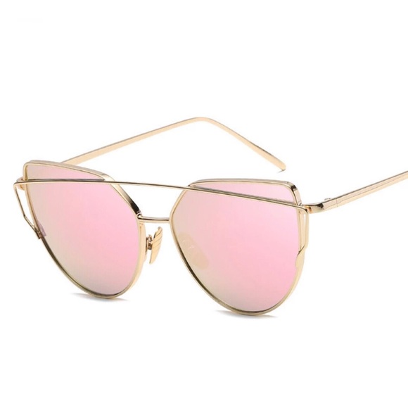 Pink Mirrored Cat Eye Sunglasses - Picture 2 of 4